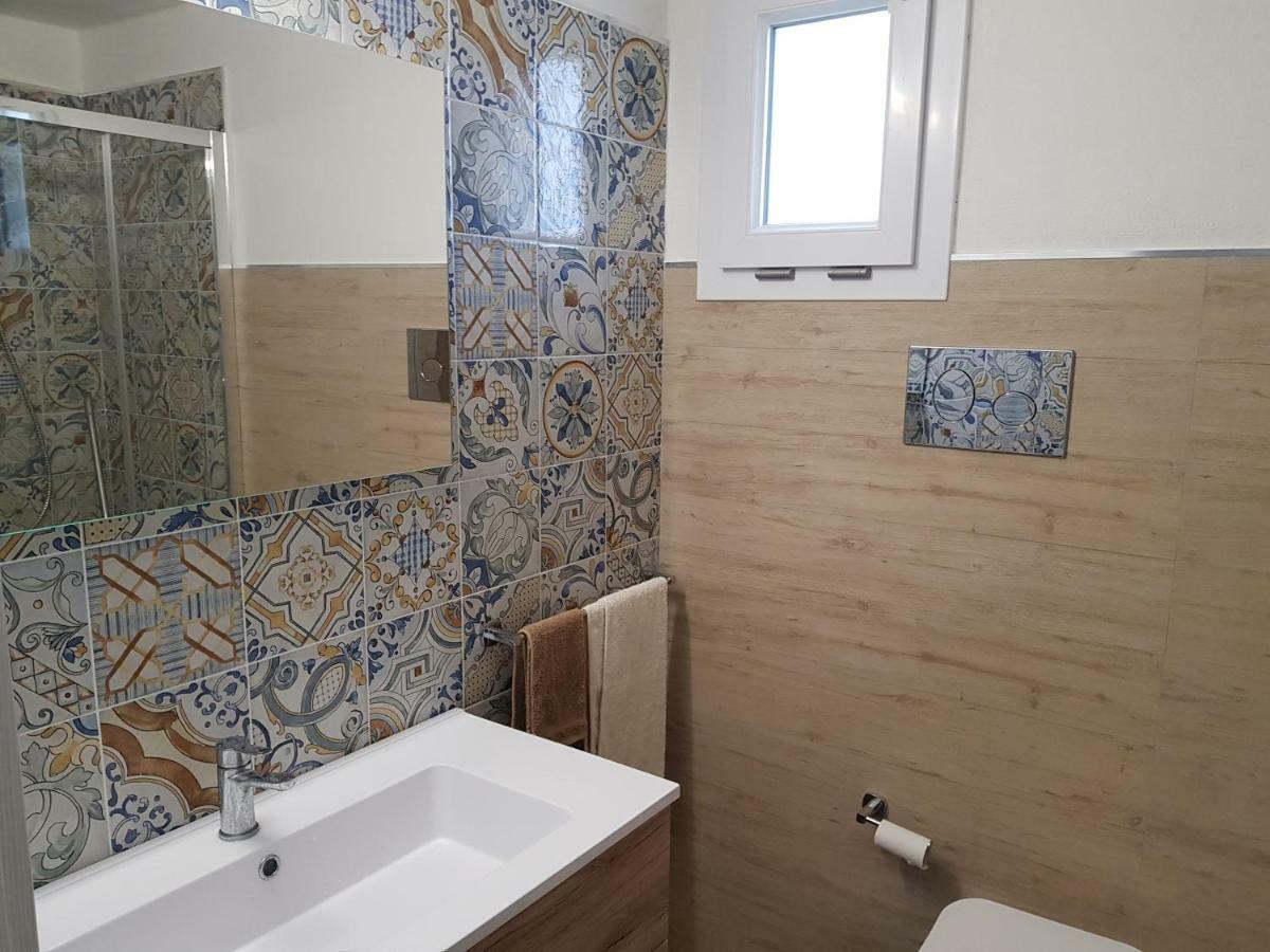Sea House Tonnara Apartment Шака Екстериор снимка